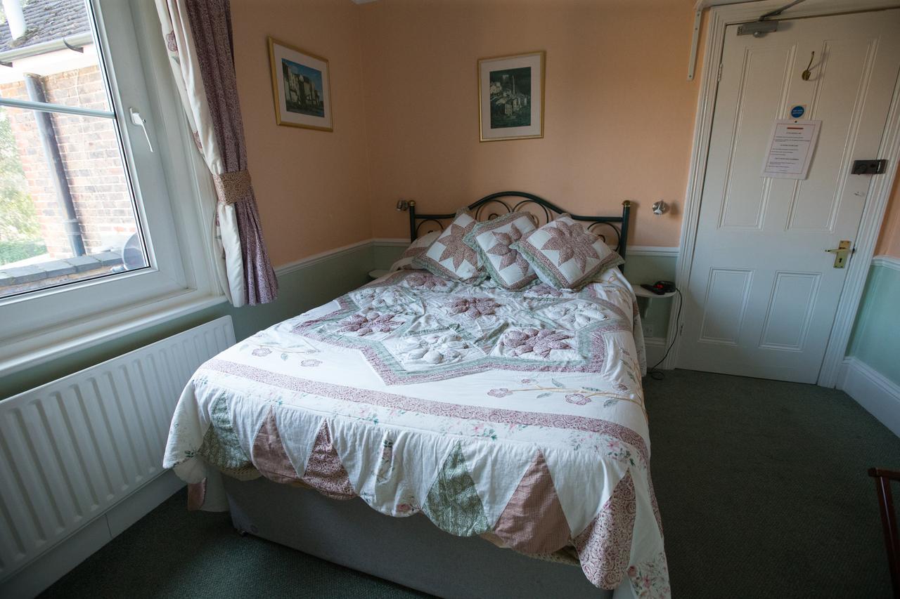 Rosemead Guest House Horley Exterior foto