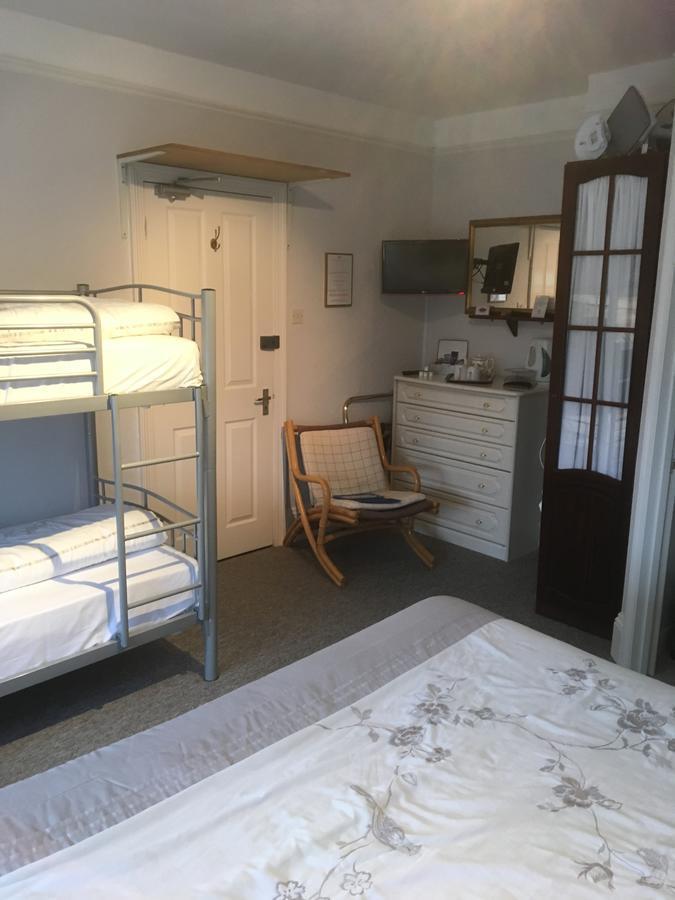 Rosemead Guest House Horley Exterior foto